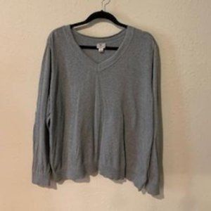 Worthington Grey Sweater V-Neck